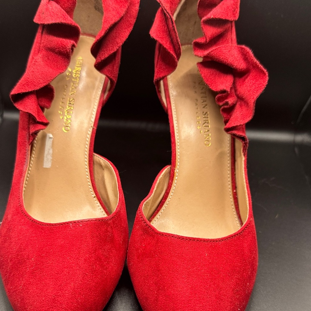 Christian Siriano Red Ruffle Heels - Picture 3 of 4